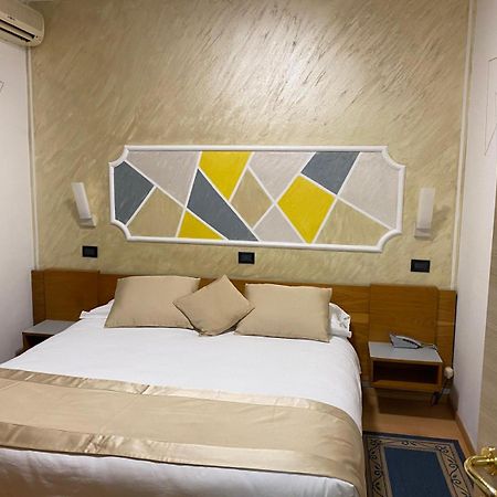 Boario Terme Hotel San Marco Bb מראה חיצוני תמונה