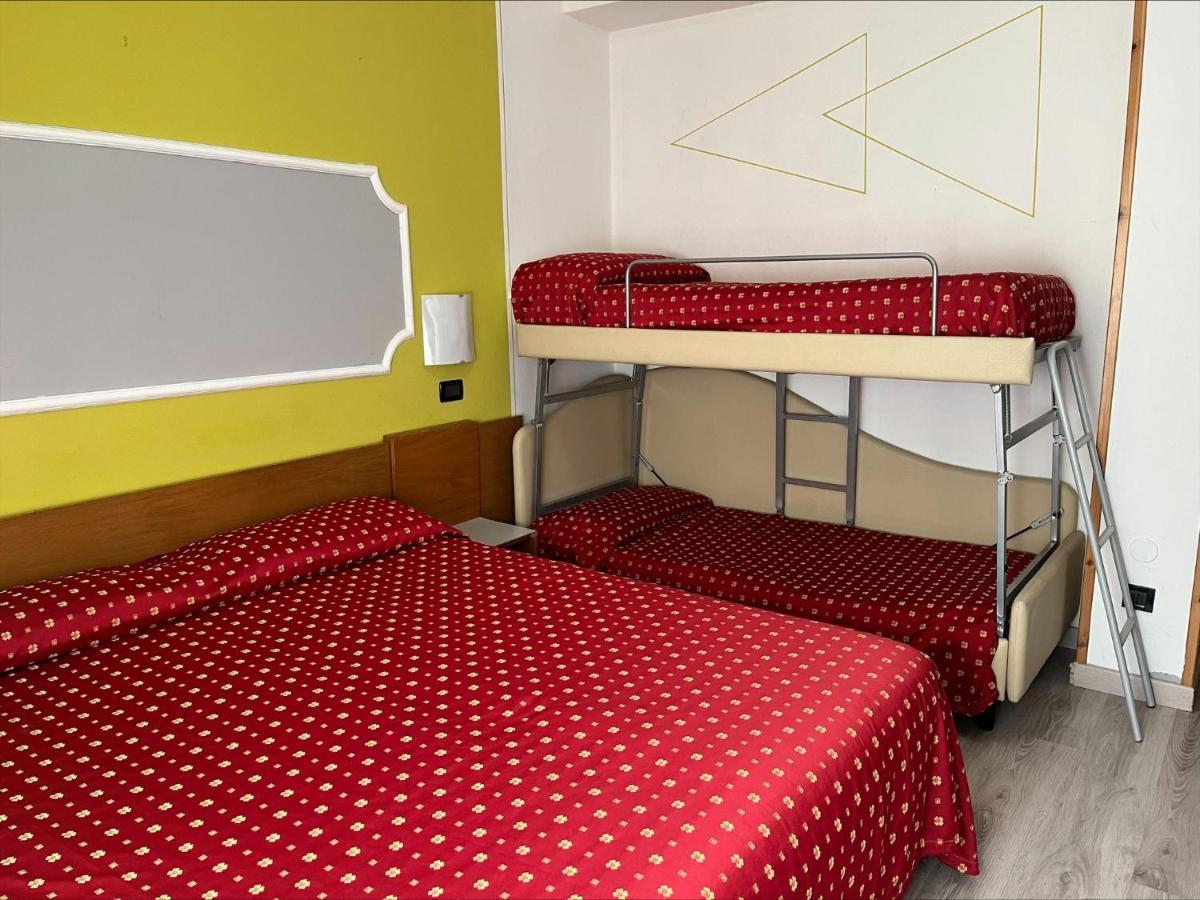 Boario Terme Hotel San Marco Bb מראה חיצוני תמונה