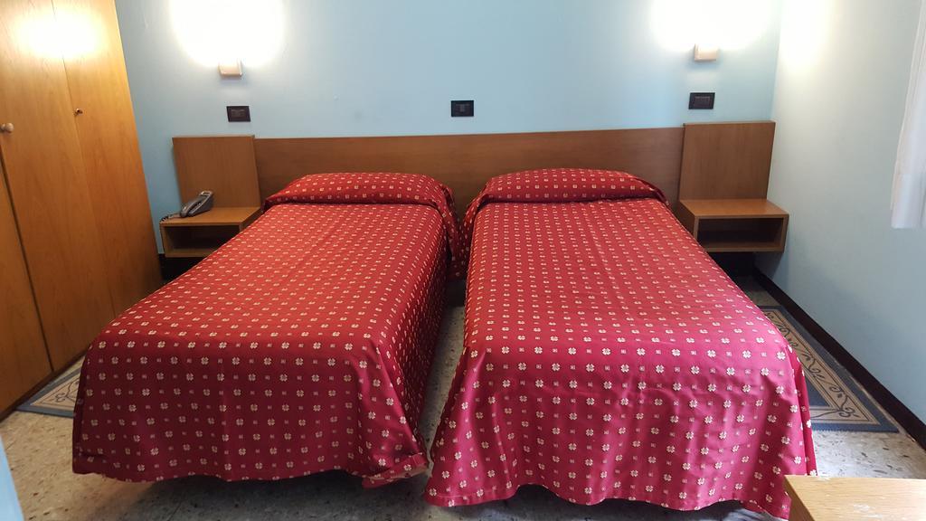 Boario Terme Hotel San Marco Bb מראה חיצוני תמונה